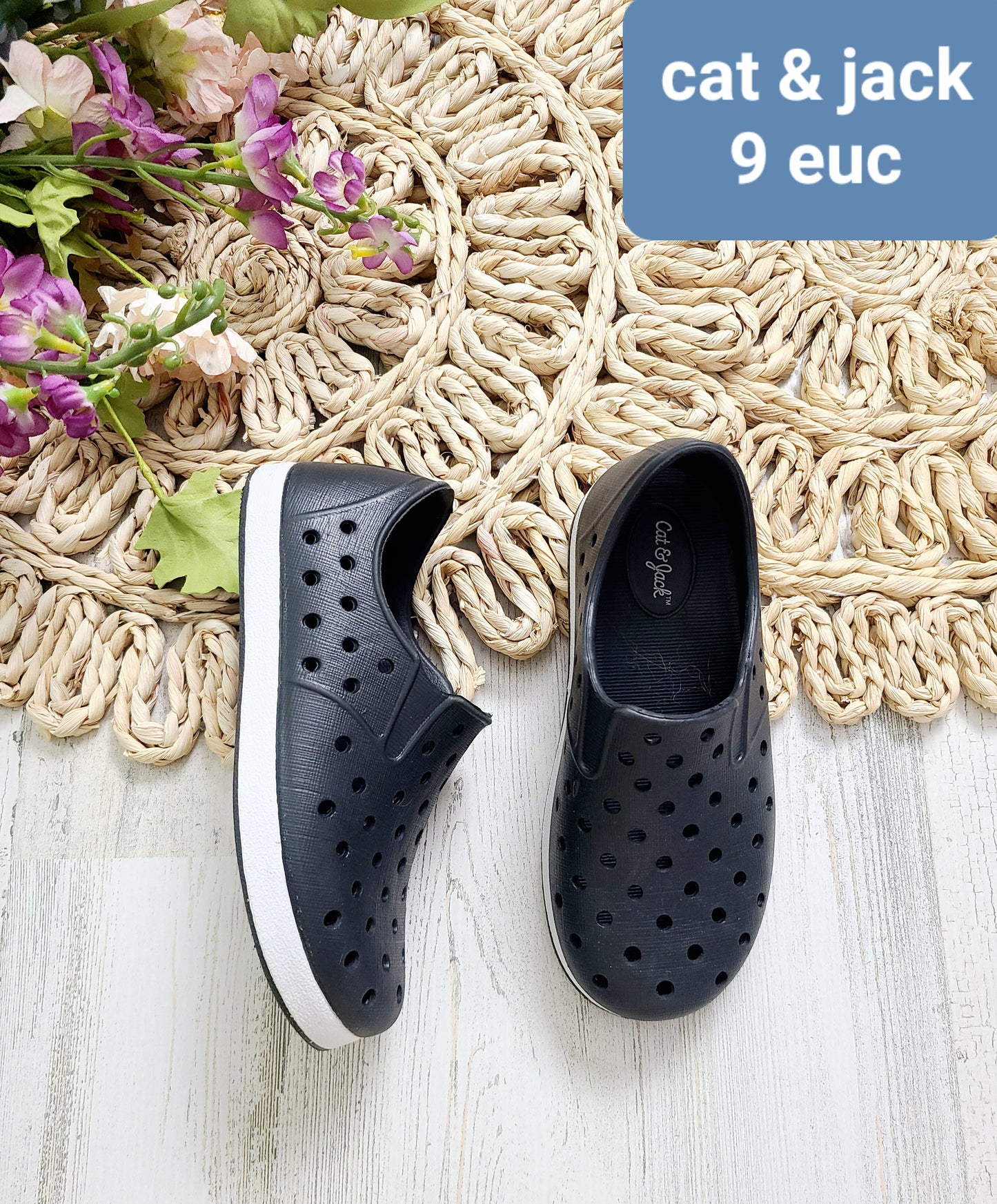 boys shoes 9c cat&jack
