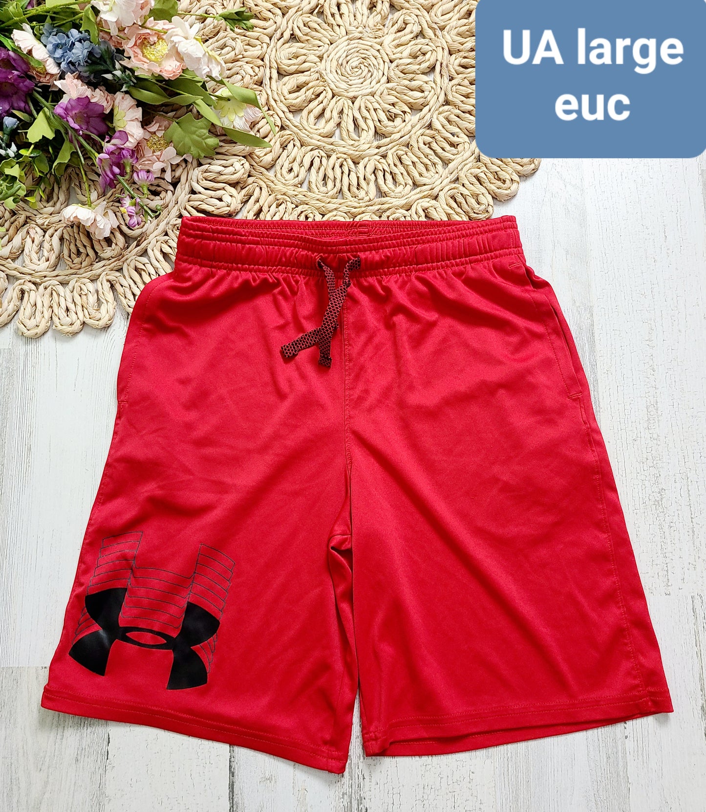 Red shorts ua large