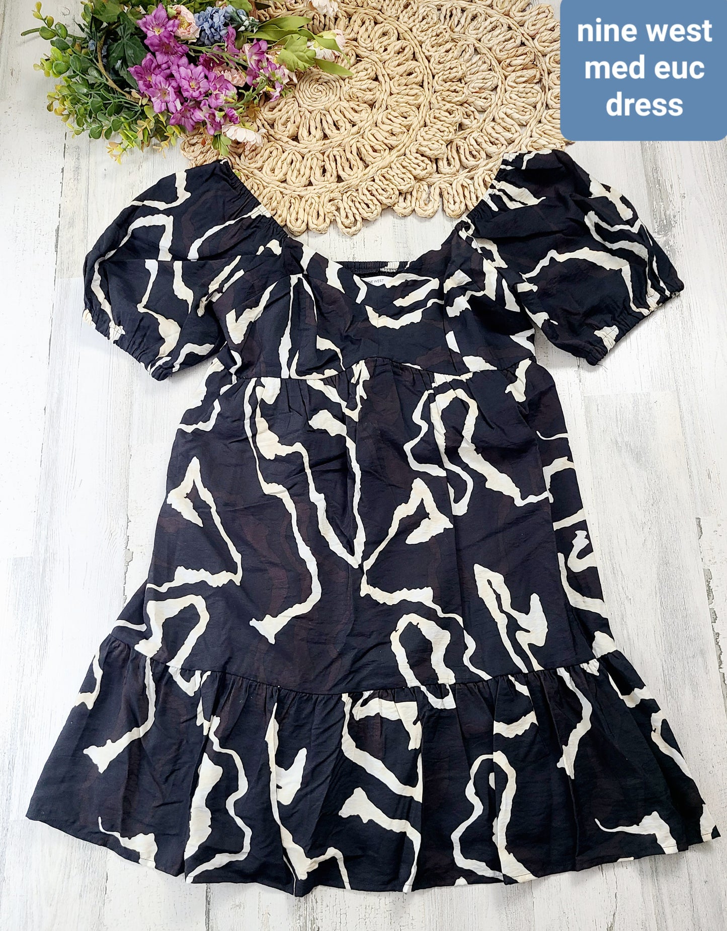 nine west dress can be off shoulder