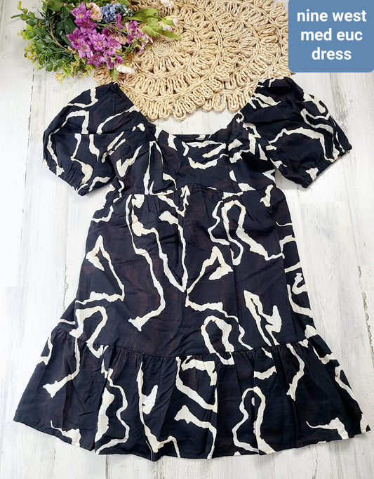 nine west dress can be off shoulder