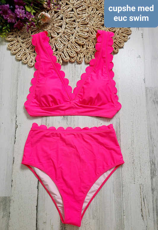 cupshe hot pink scallop swim medium