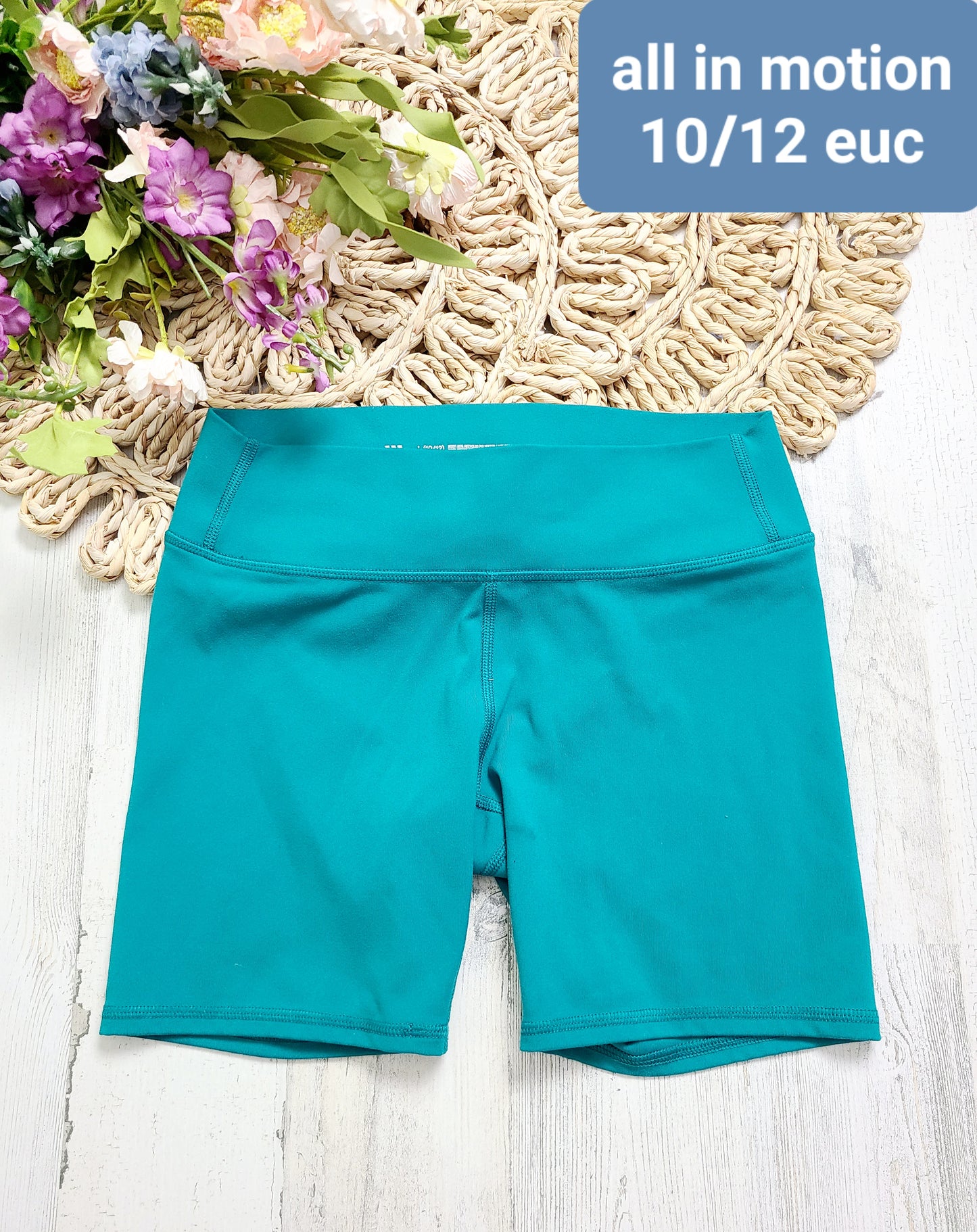 all in motion aqua shorts 10/12y