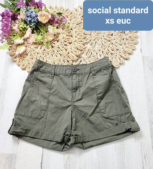 social standard  xs green shorts