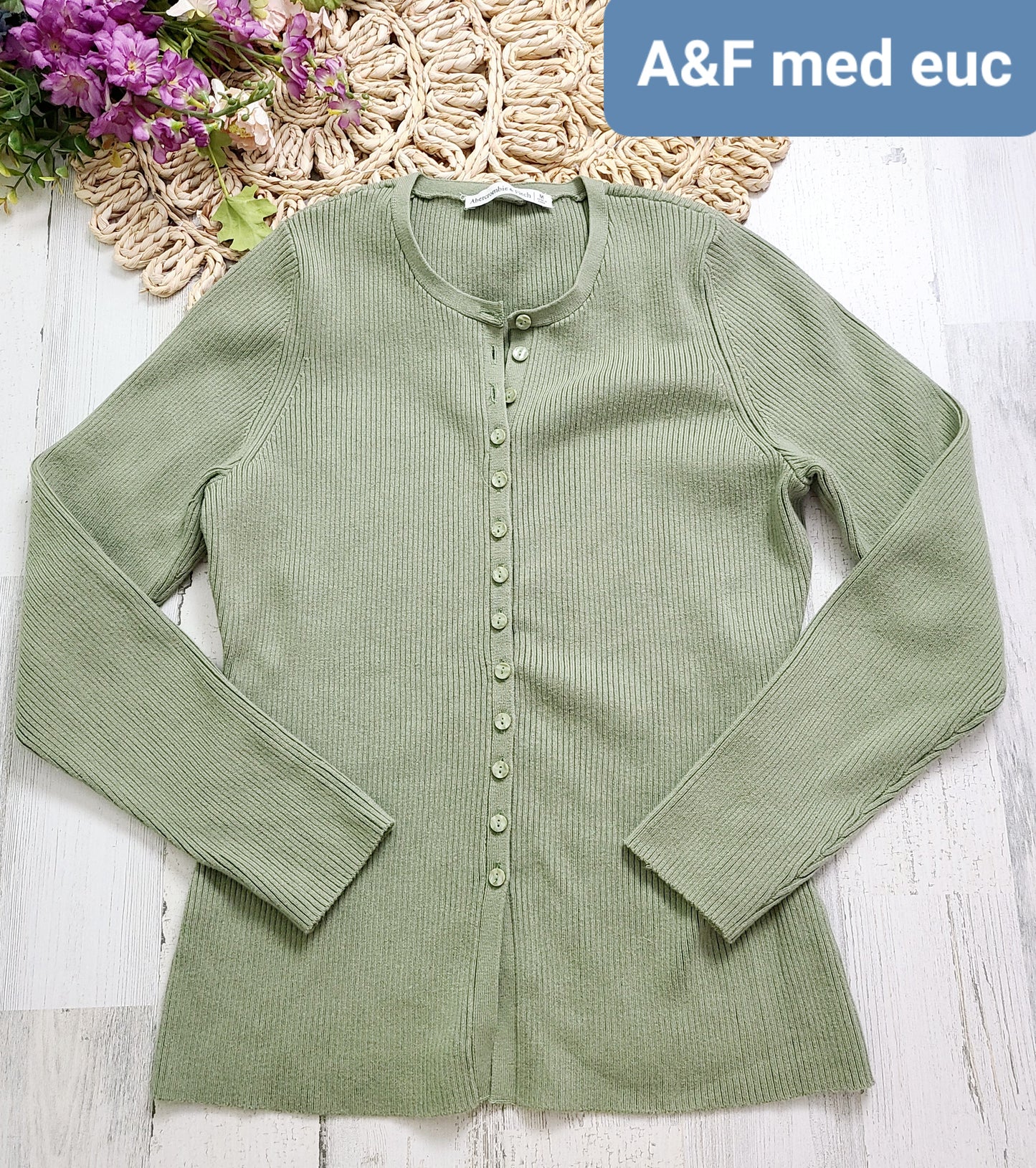 a&f olive button down ribbed long sleeve