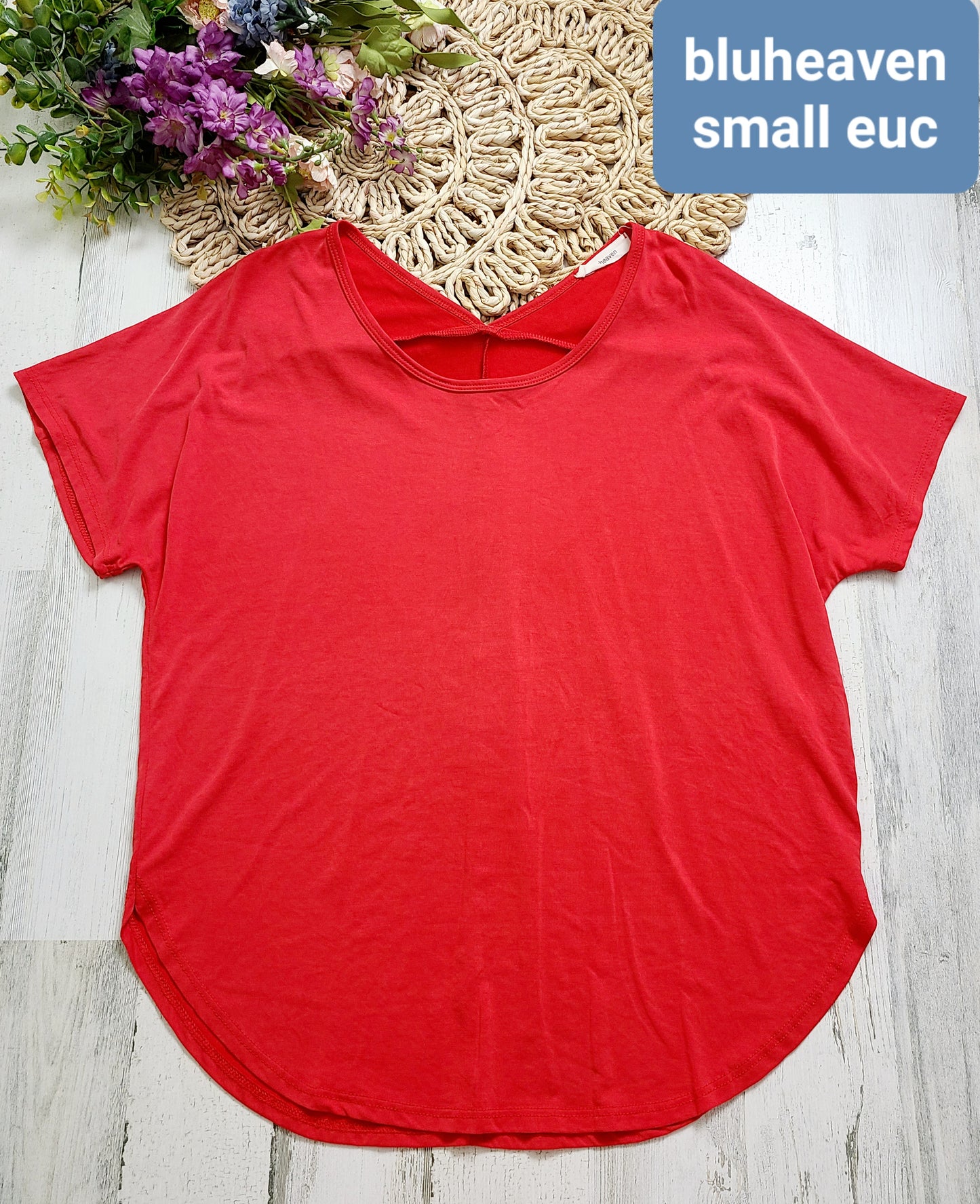 bluhaven red short sleeve