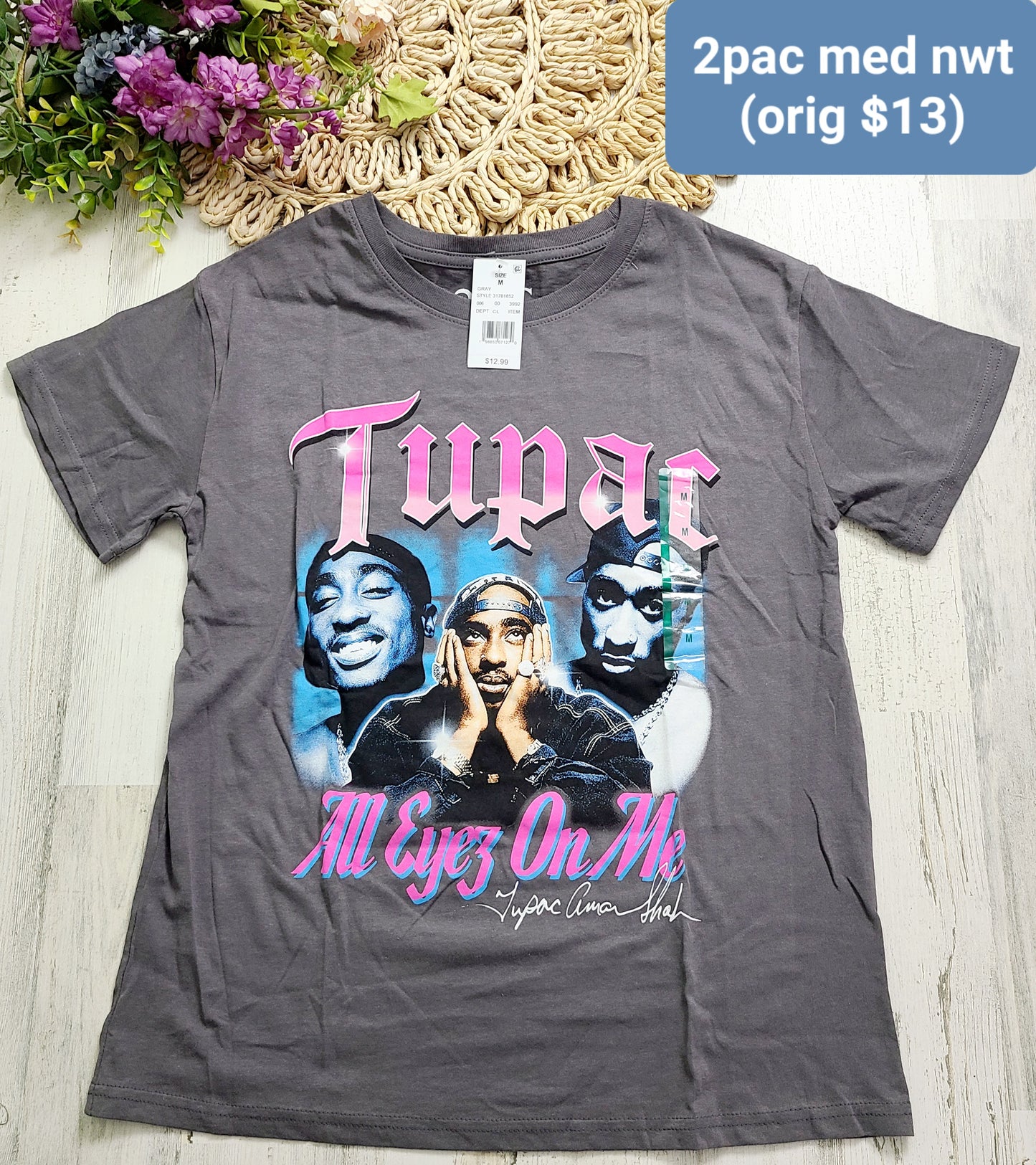 new 2pac tee medium