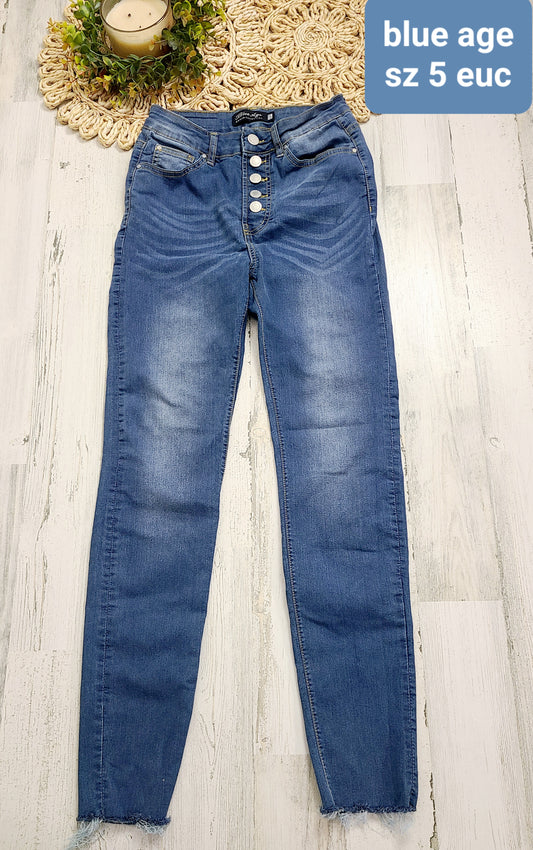blue age button fly