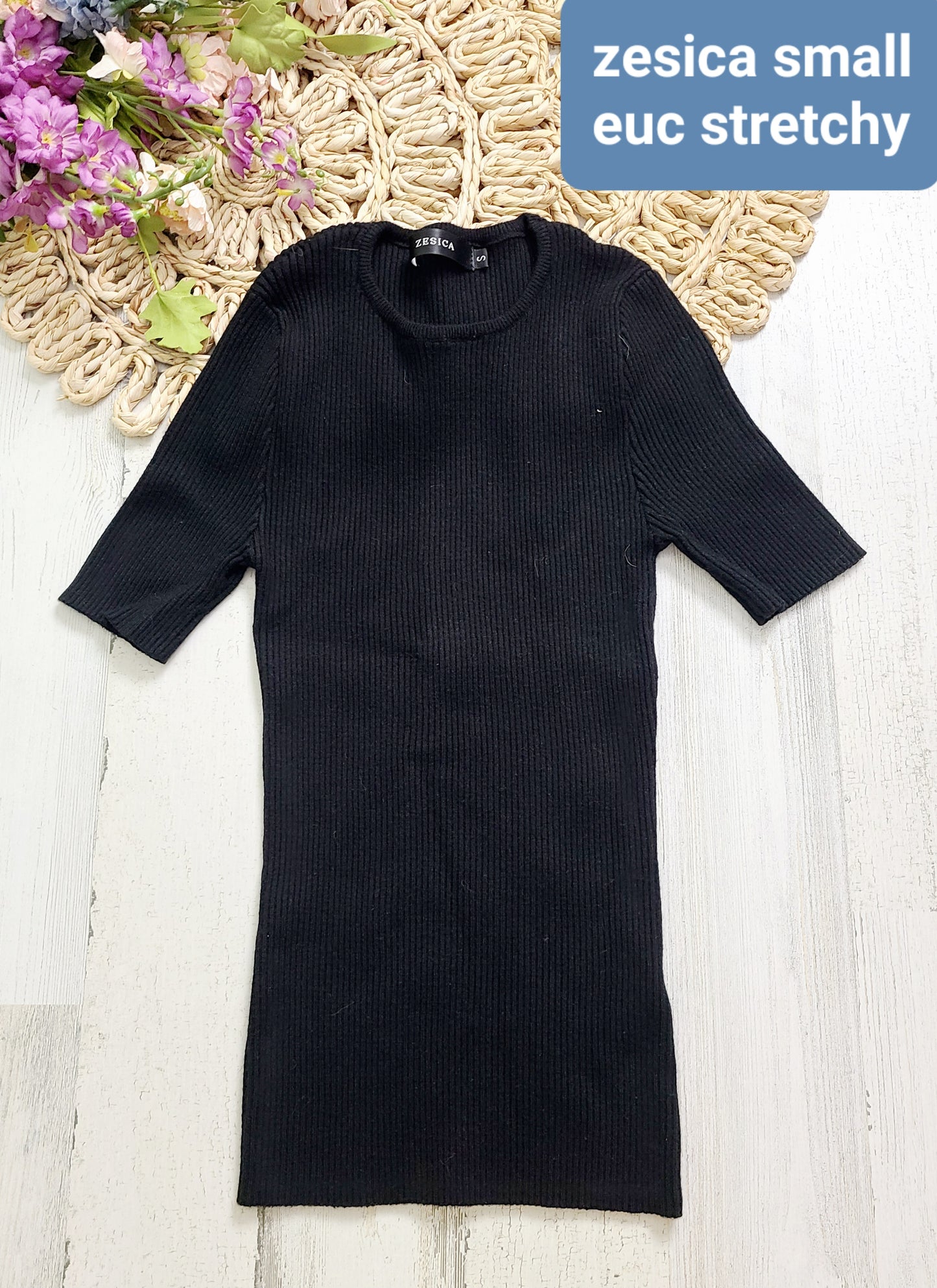 zesica black stretchy top
