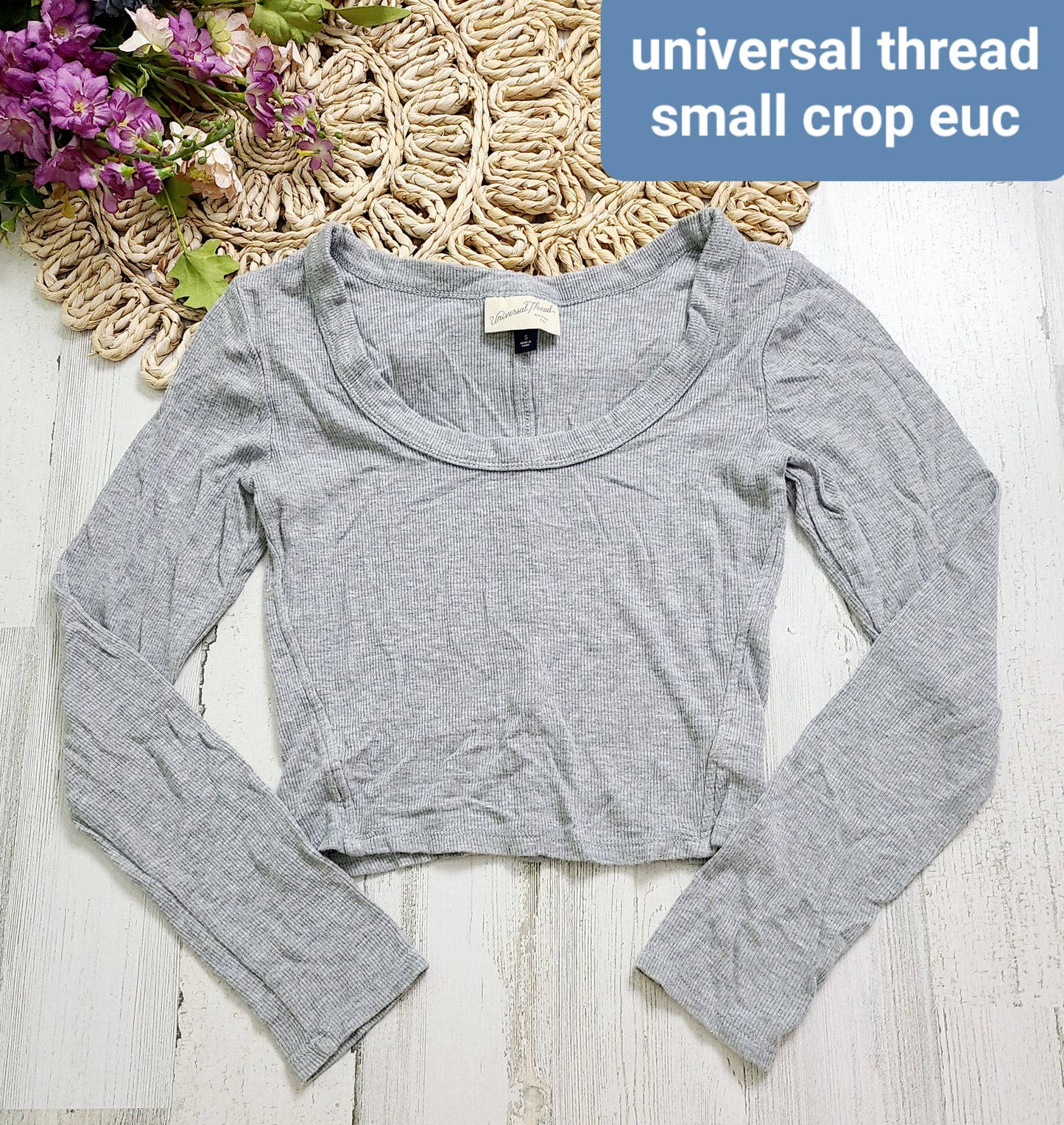 universal thread round neck gray crop