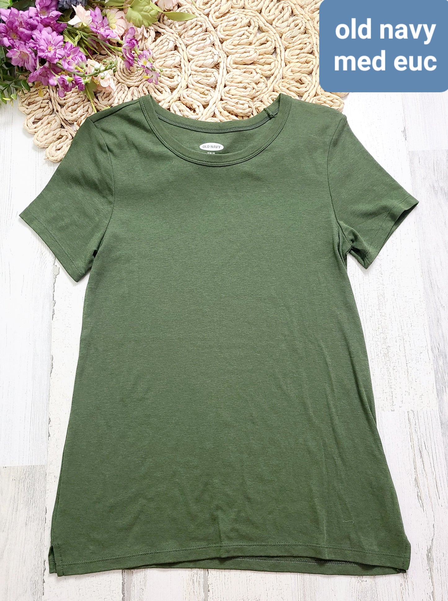 old navy green short sleeve