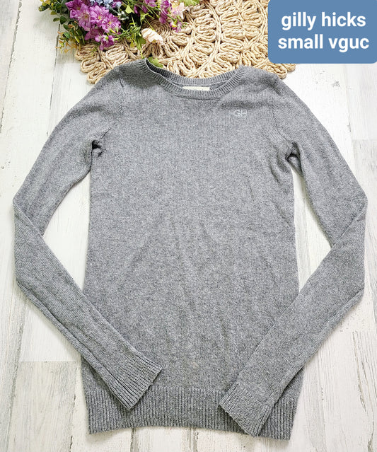 grey sweater gilly hicks