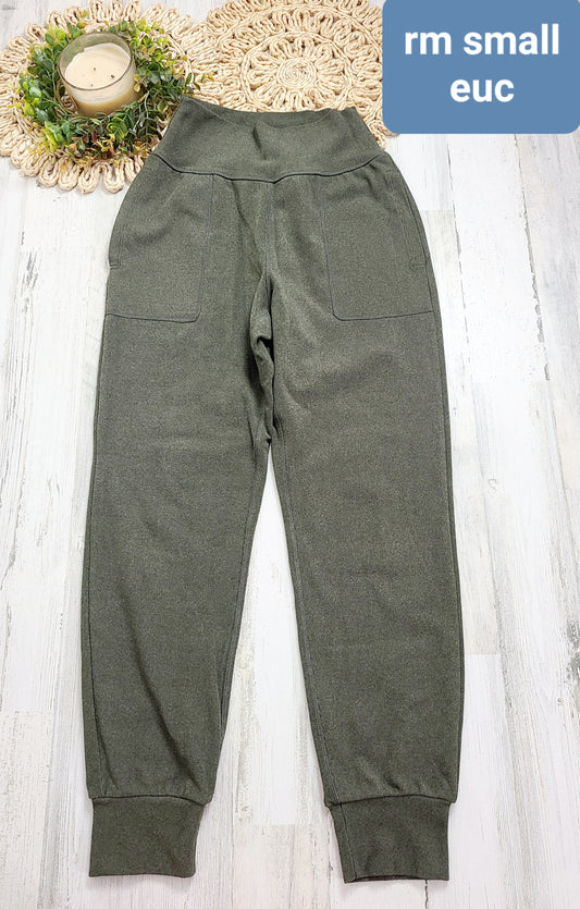 olive joggers rm