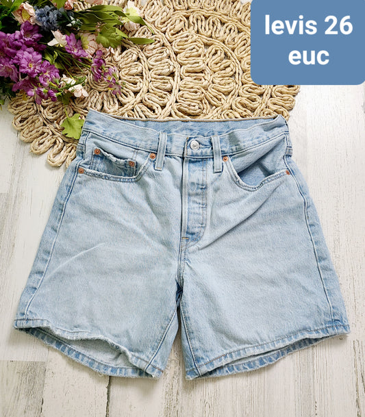 levis jean shorts longer fit