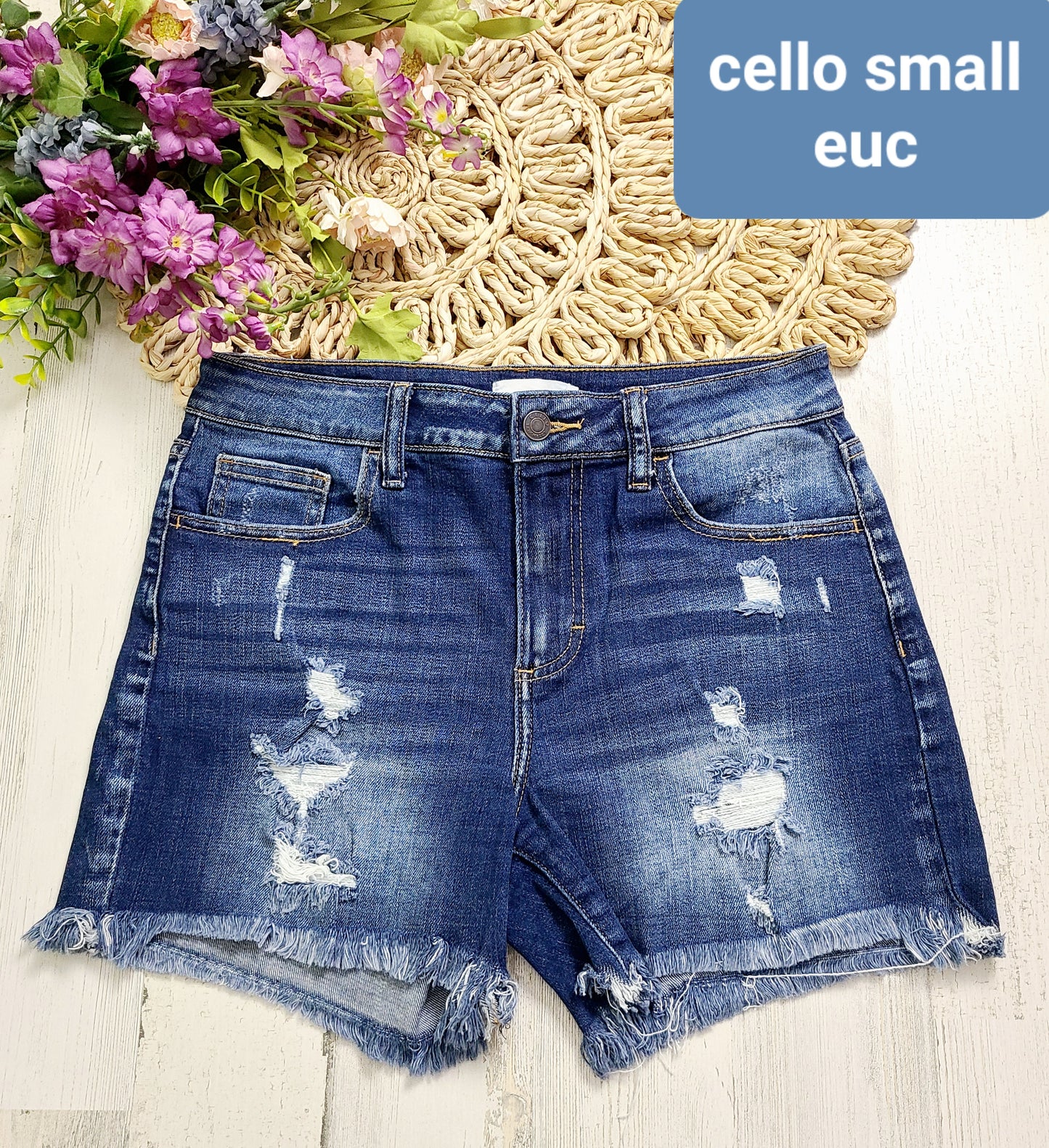 cello jean shorts small