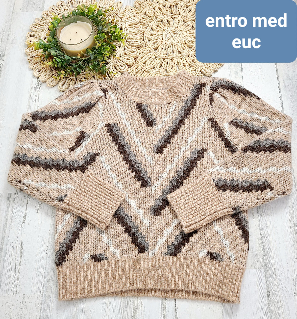 tan chevron stripe entro