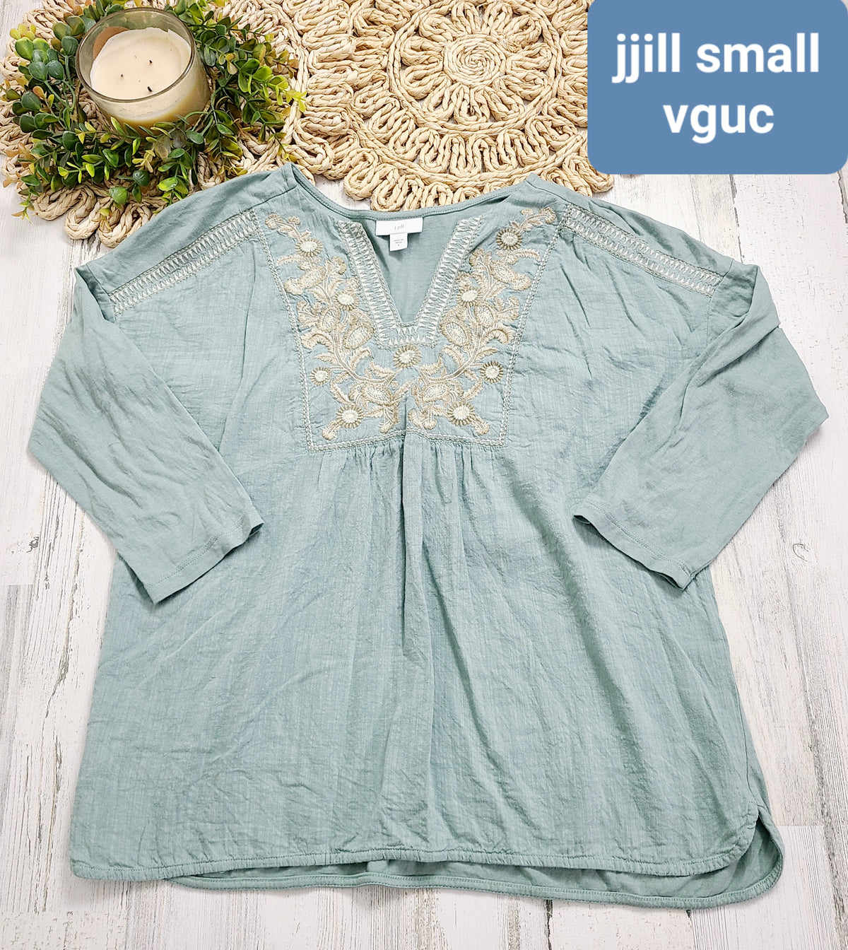 embroidered 3/4 sleeves jjill top