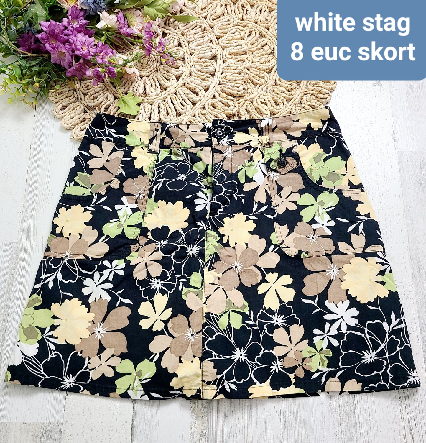 white stag skort medium
