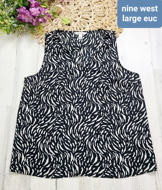 nine west black and white tank vneck