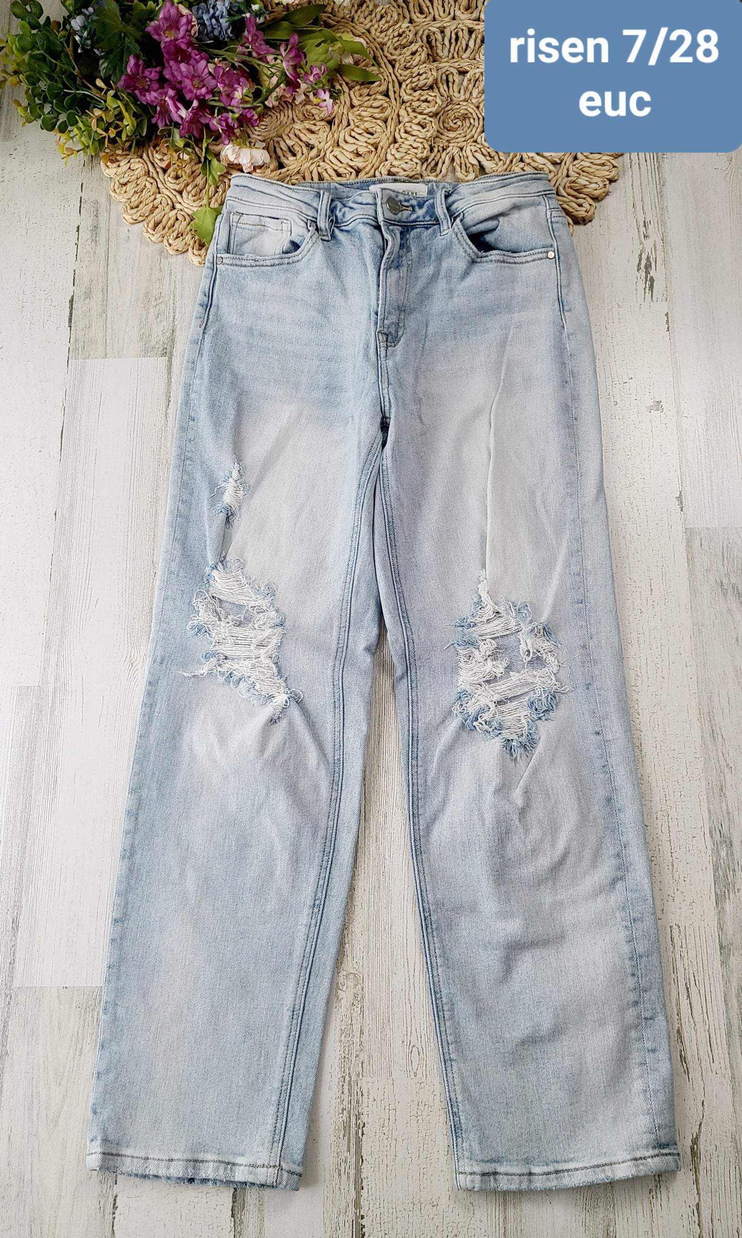 risen small jeans