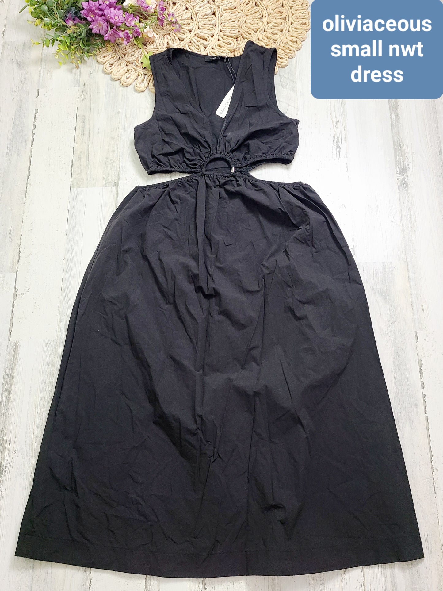new oliviaceous side cutout dress