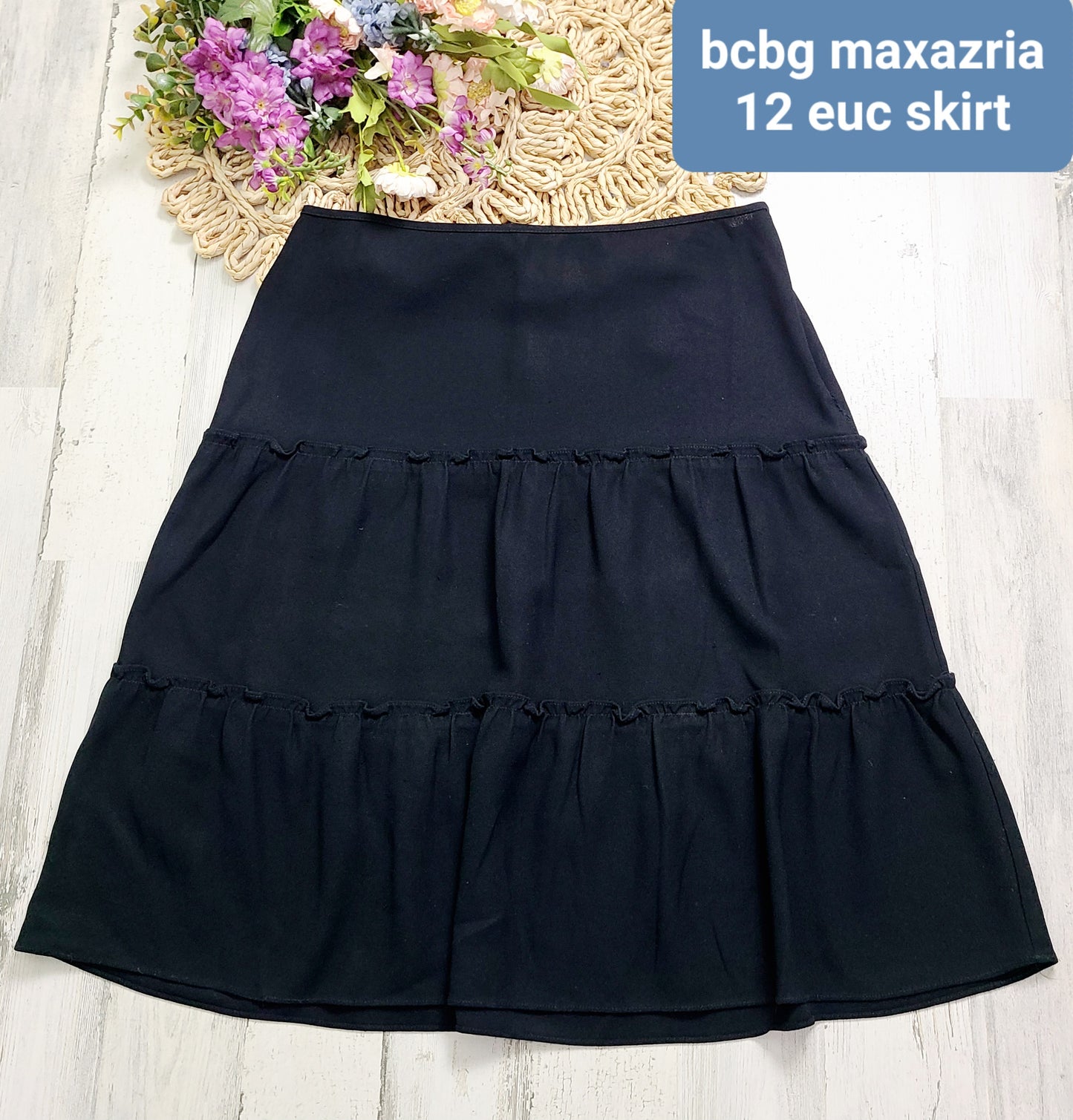 bcbg black skirt