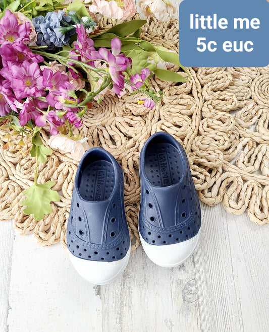 Slip on navy shoes