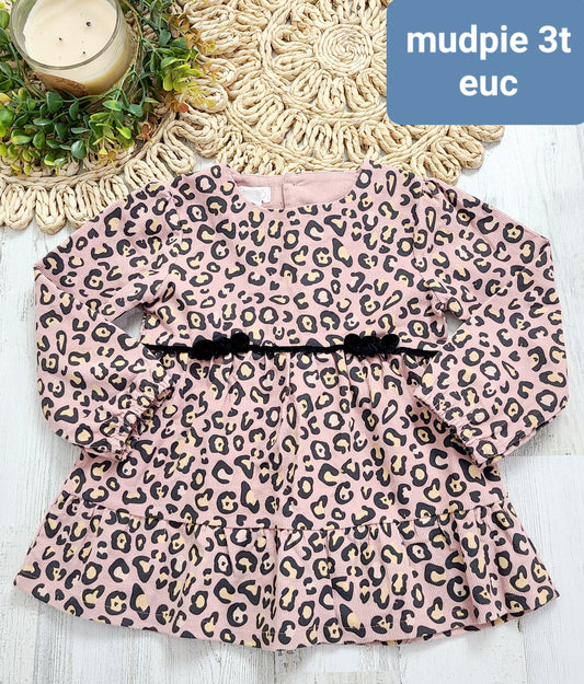 pink cheetah with two bows mudpie