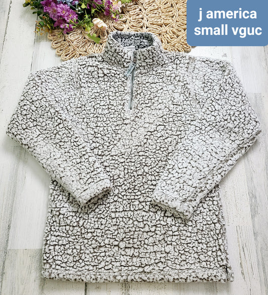 grey white sherpa j america