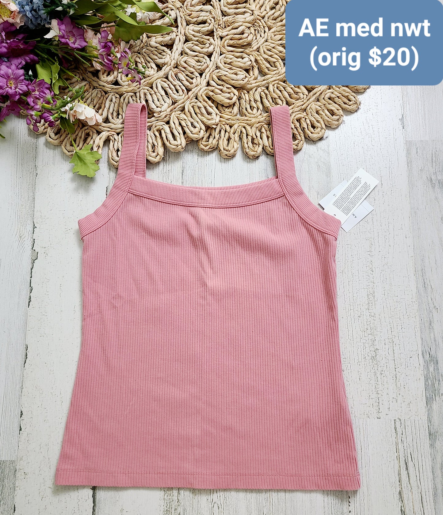 new ae pink tank