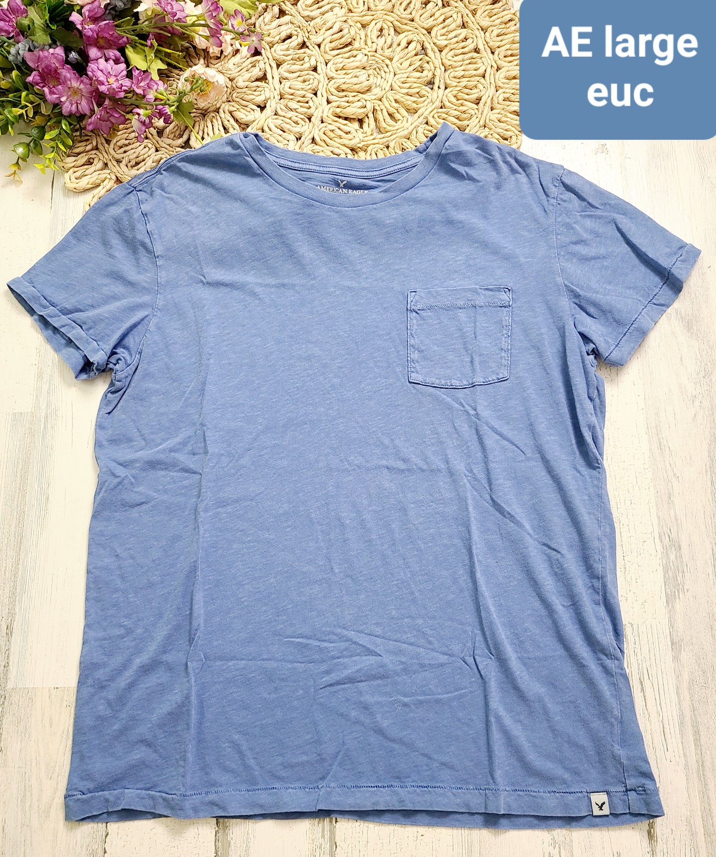 pocket tee ae large