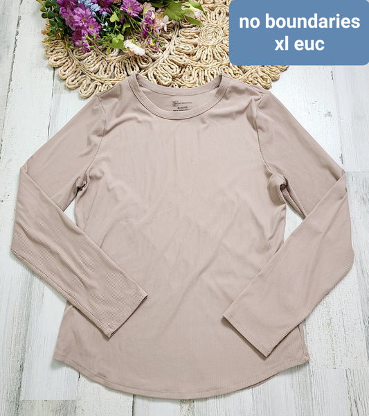 multiple colors no boundaries long sleeve xl