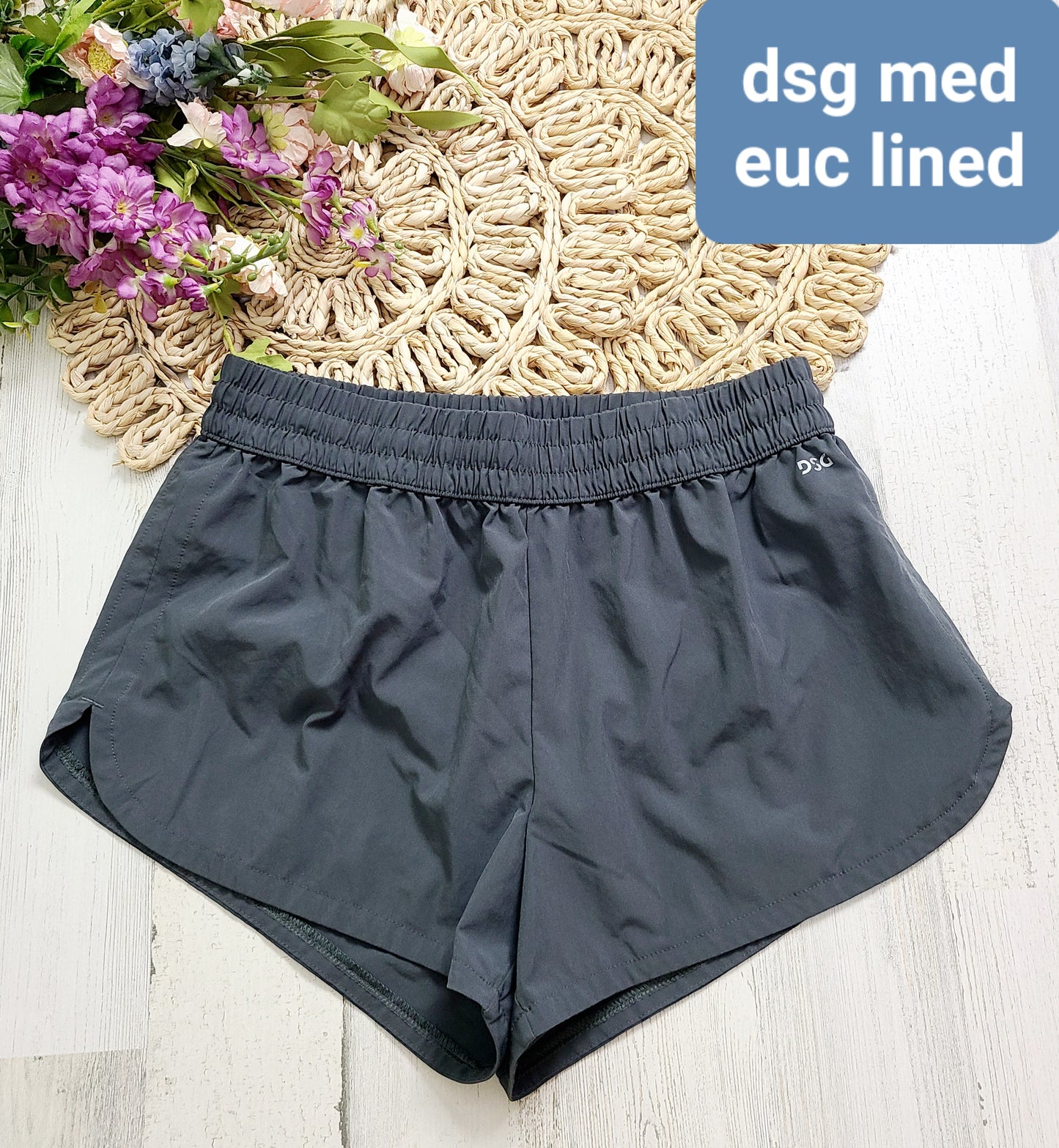 dsg active womens medium lined shorts