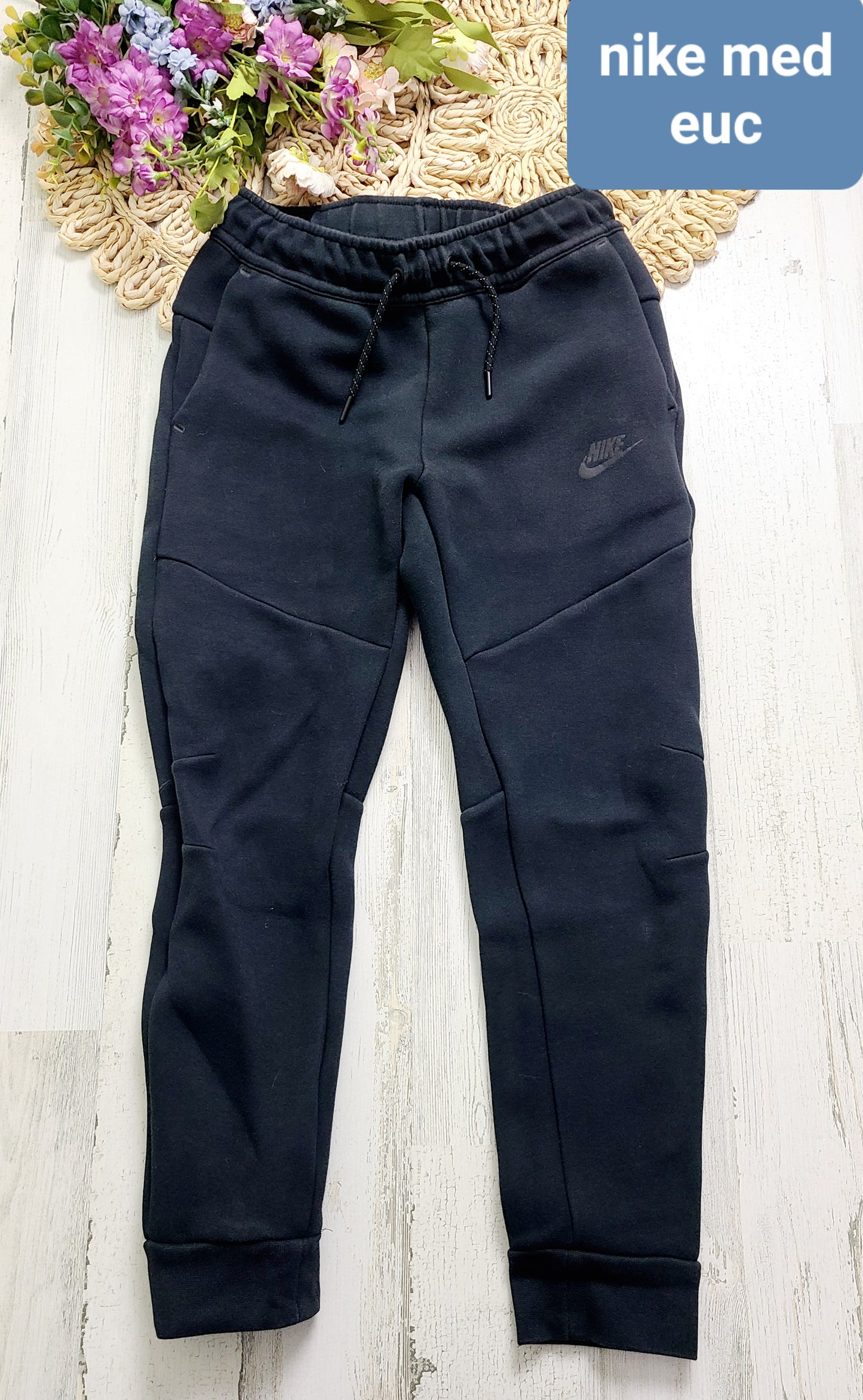 nike black joggers 10/12y boys