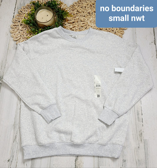 small heather gray crewneck no boundaries