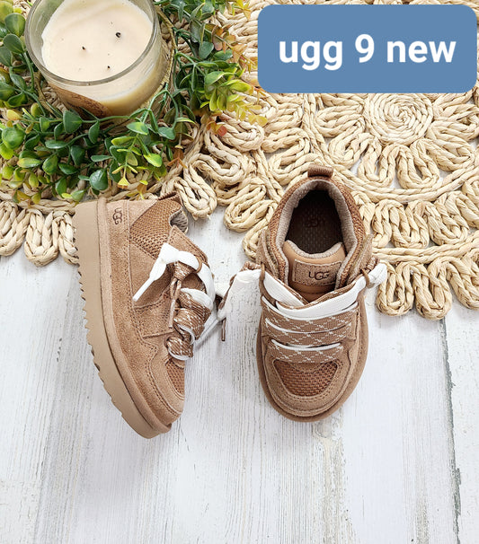 tan ugg shoes new