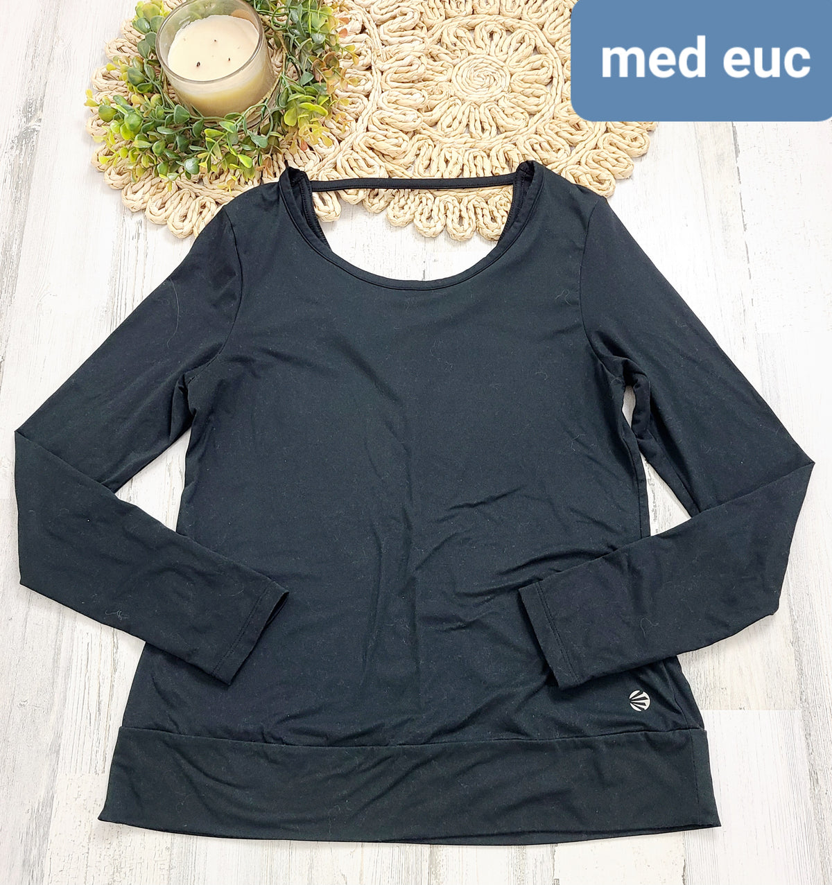 long sleeve round neck top