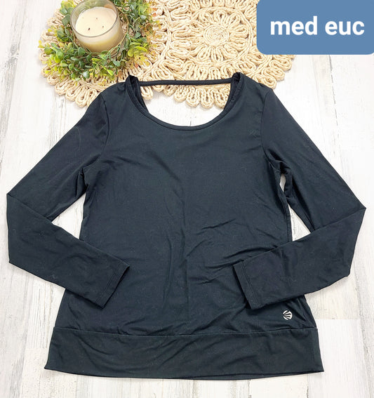 long sleeve round neck top