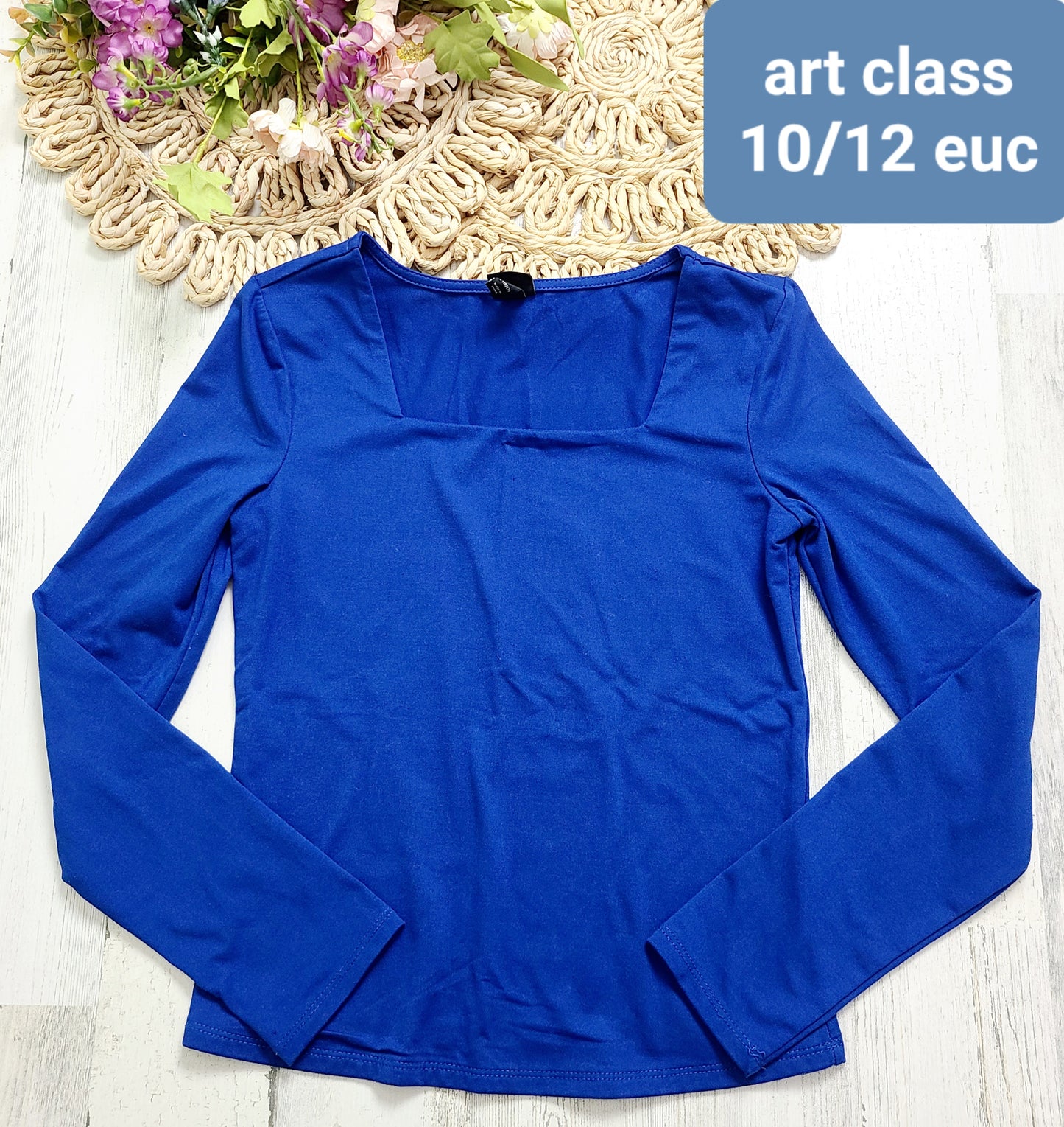 art class long sleeve square neck