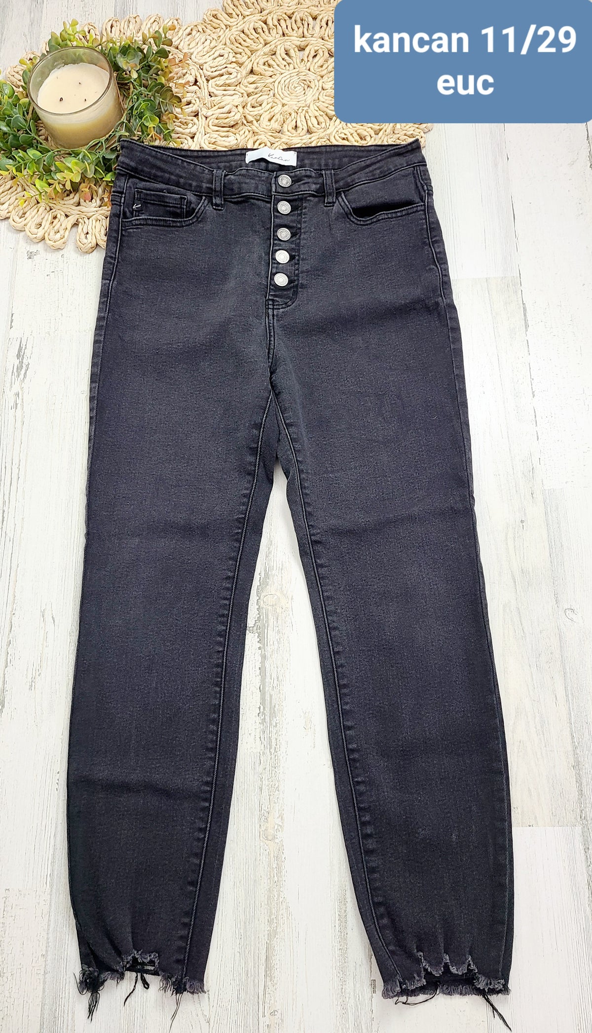 gray button fly kancan