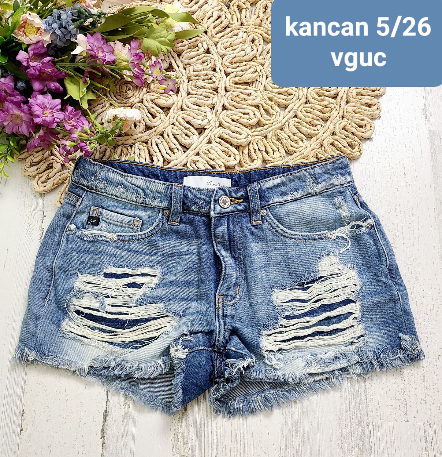 distressed shorts kancan