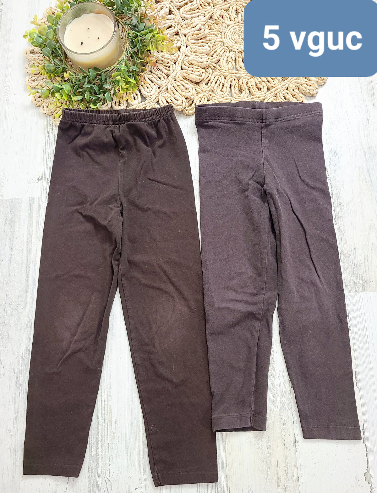 2 brown leggings