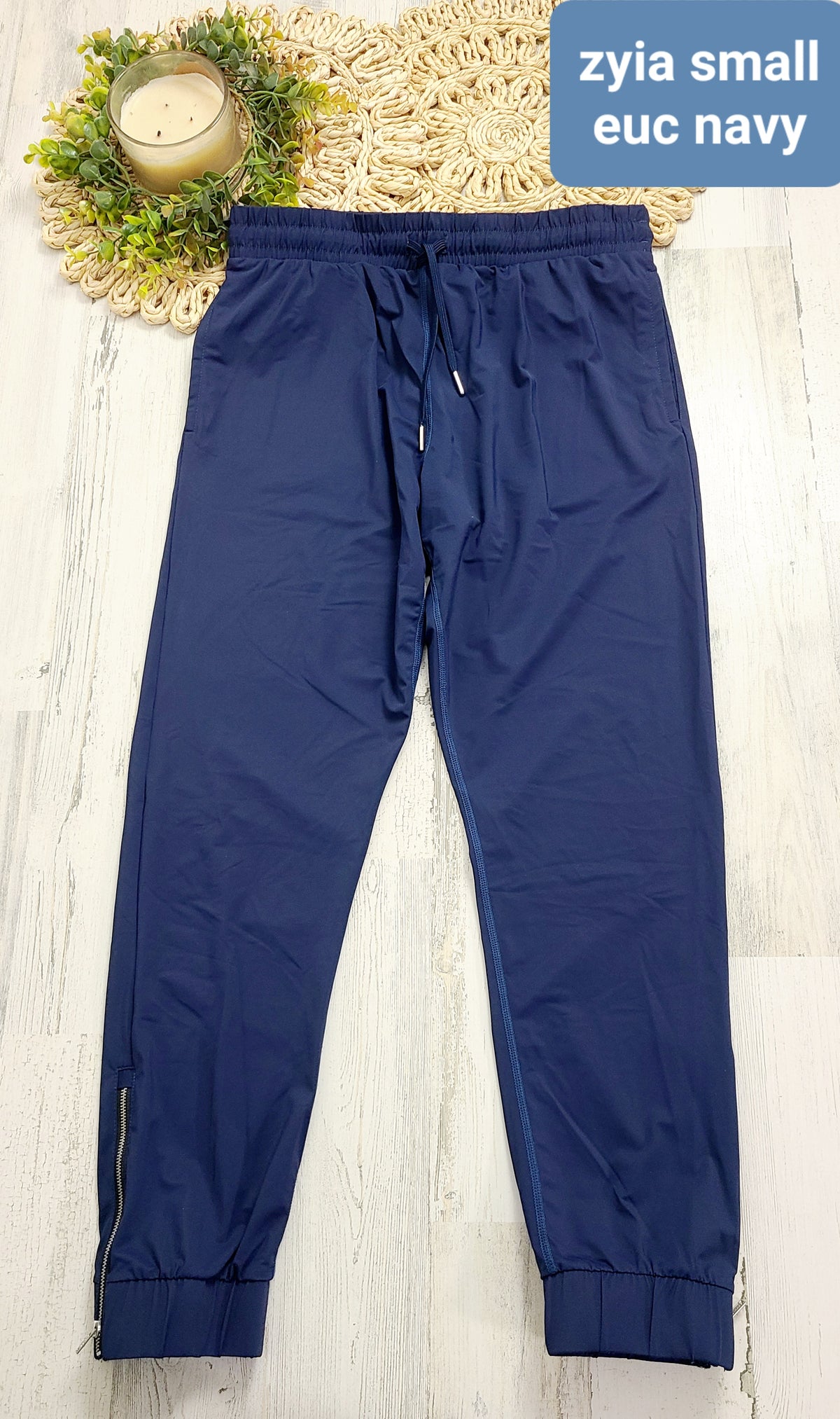 navy zip jogger zyia small