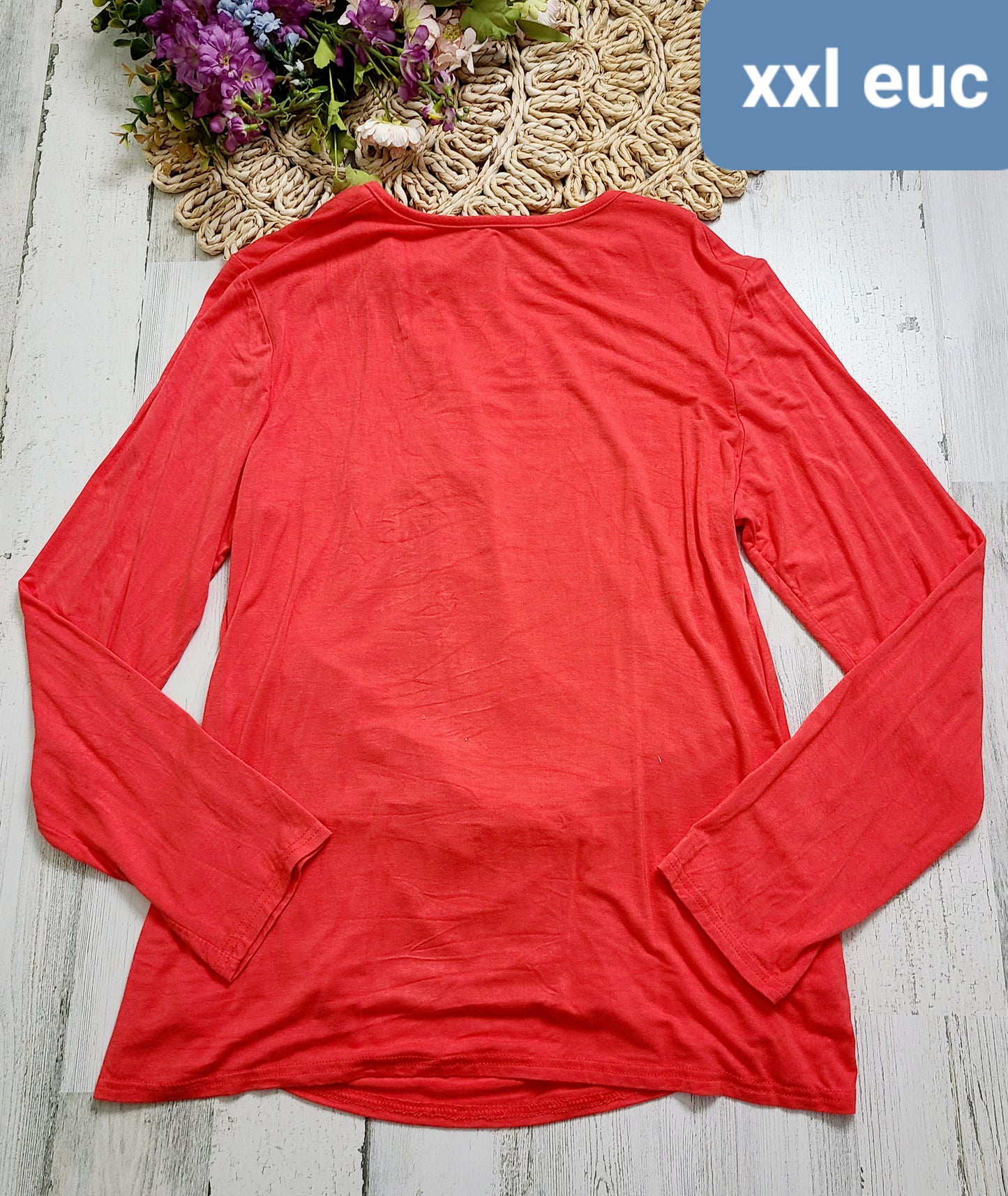 red long sleeve no name