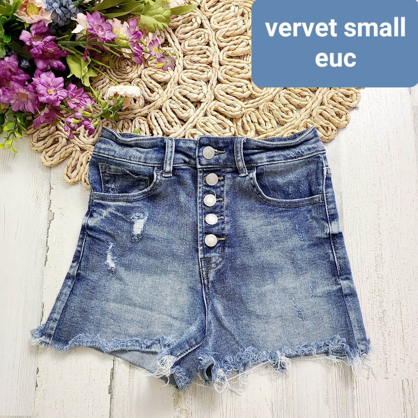 button fly raw hem shorts vervet