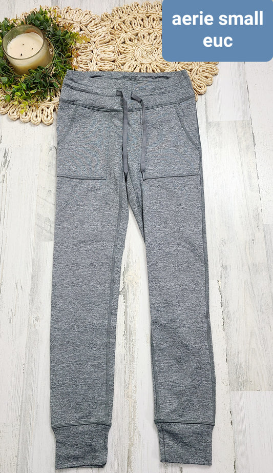 gray legging jogger aerie