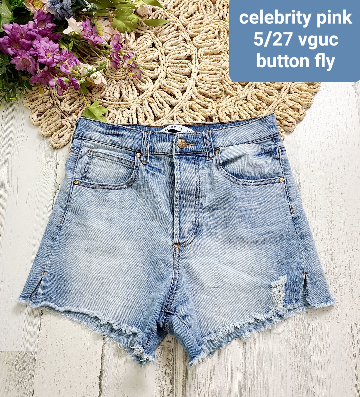 celebrity pink xs shorts raw hem