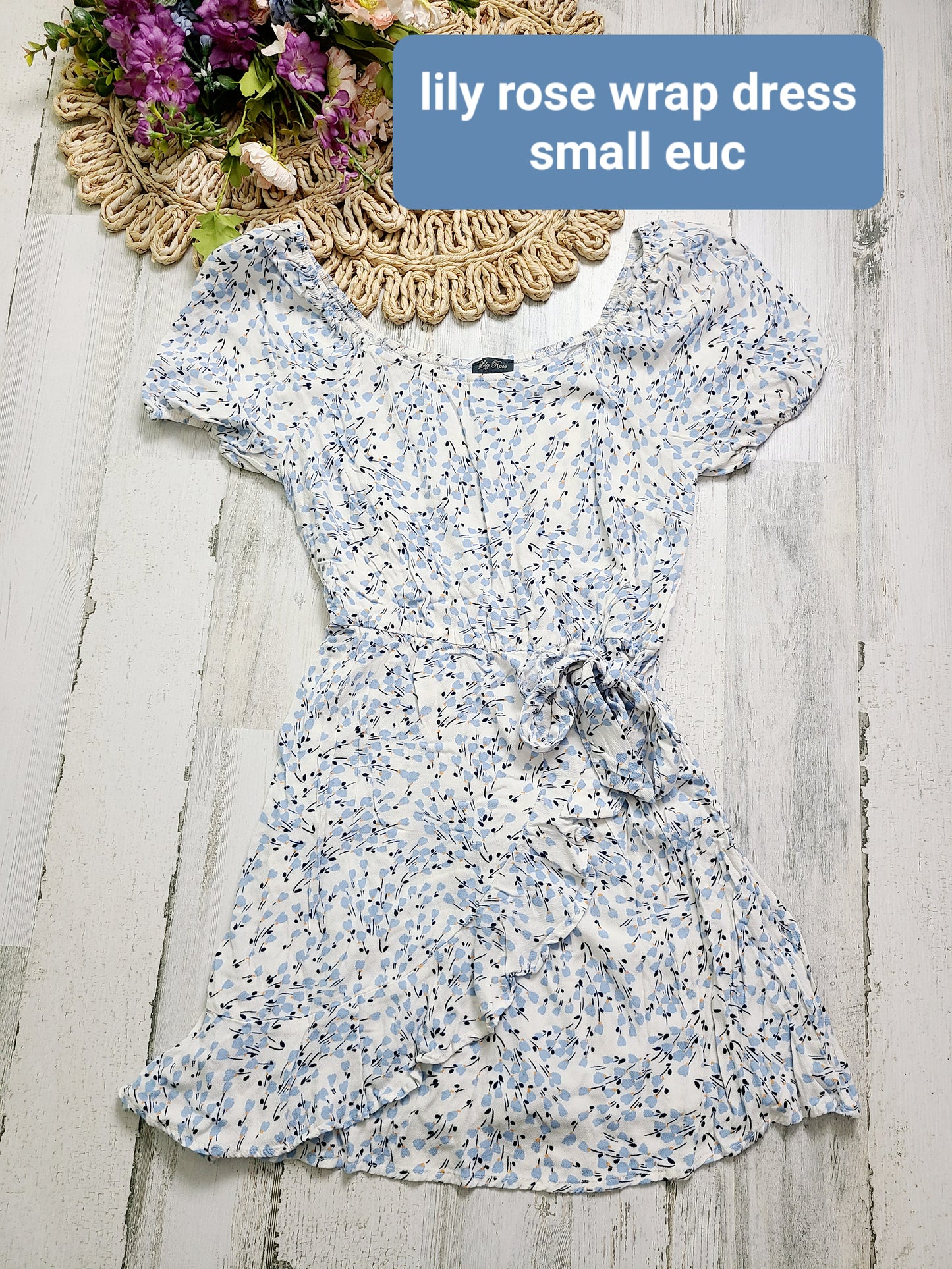 lily rose short sleeve dress