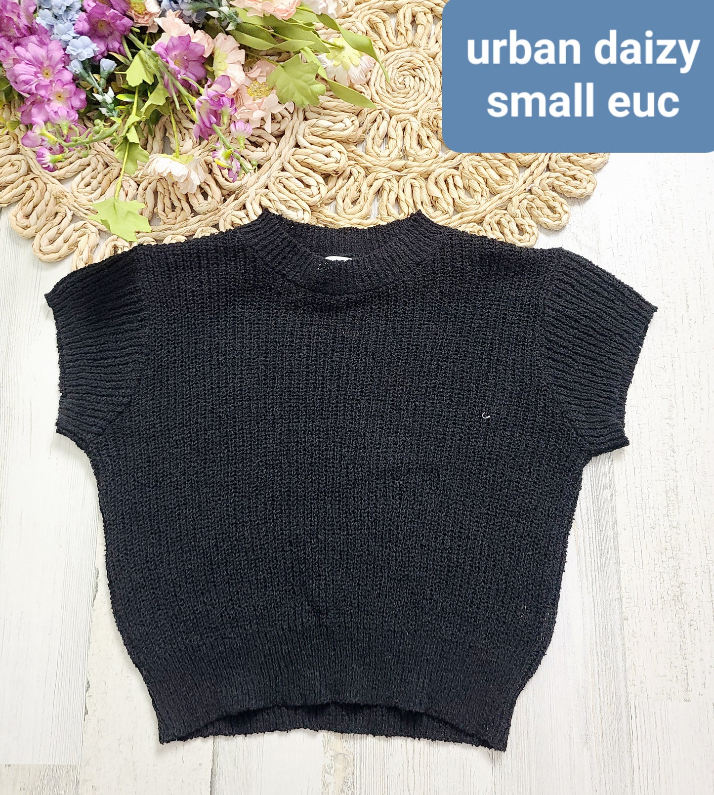 black sweater short sleeve urban daizy