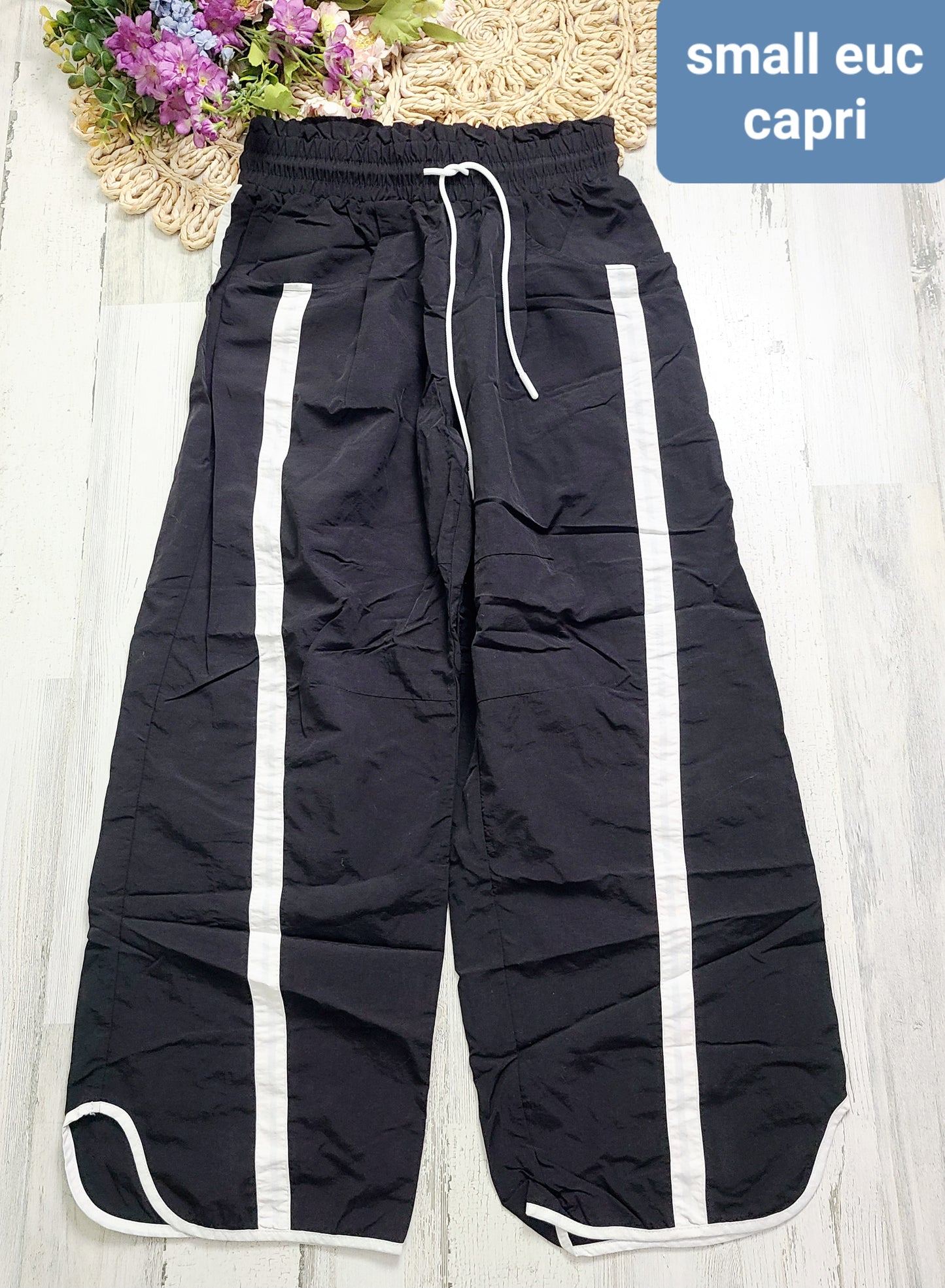 capri windbreaker pants white stripe