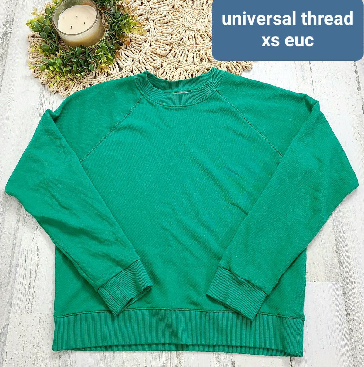 universal thread green terry cloth crew